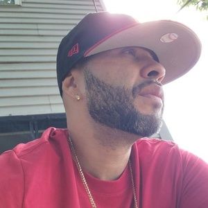 Meet your Posher, Carlos